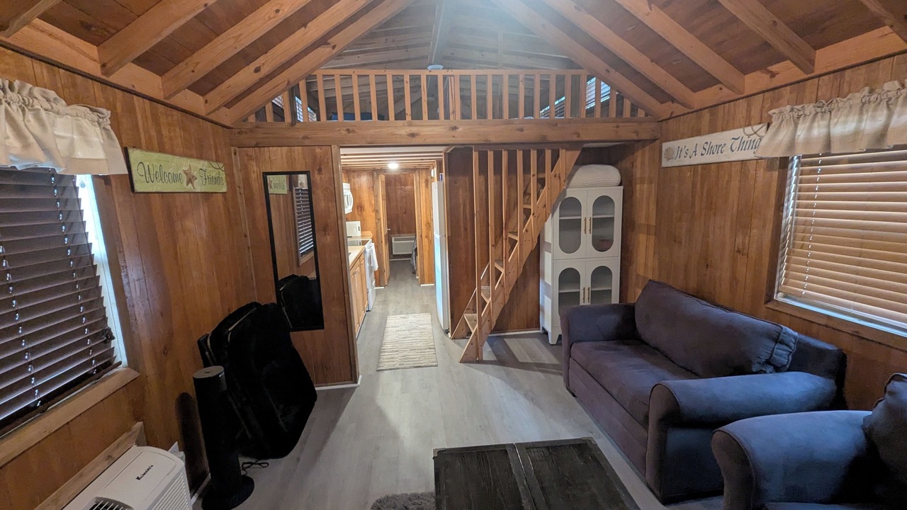 Photo of Livingroom in Horseshoe Beach
