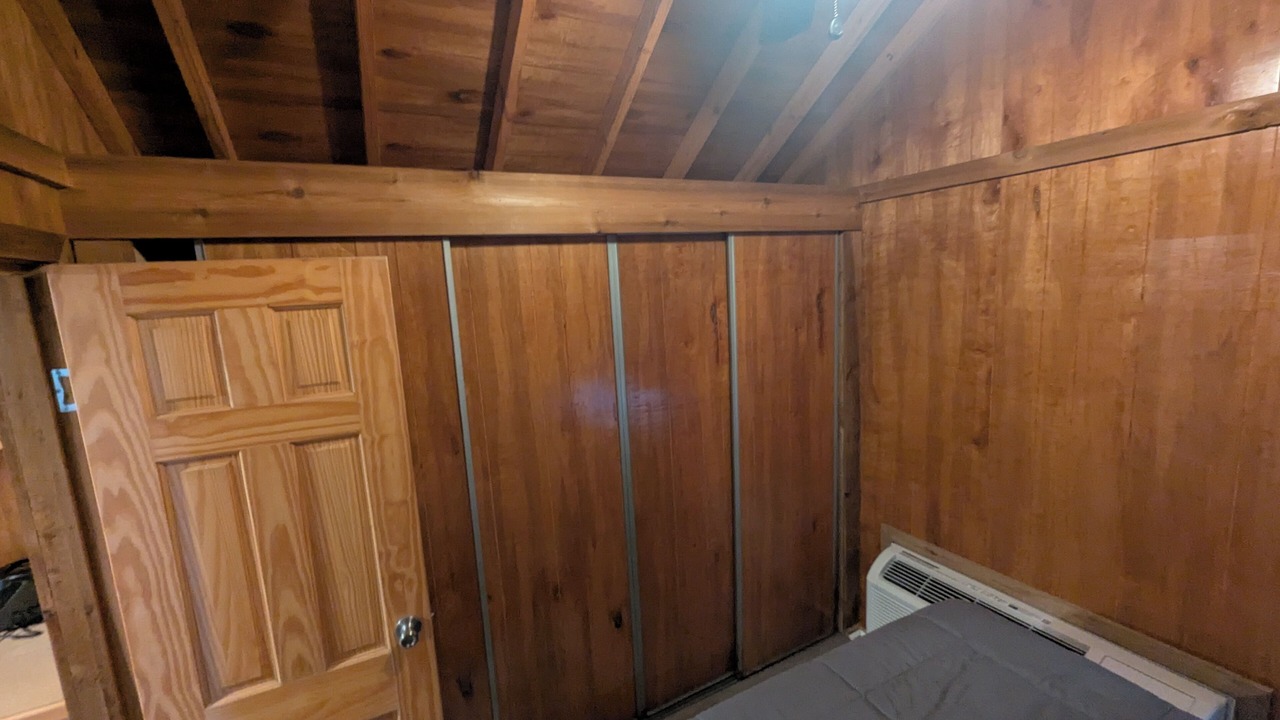 Photo of Bedroom in Horseshoe Beach