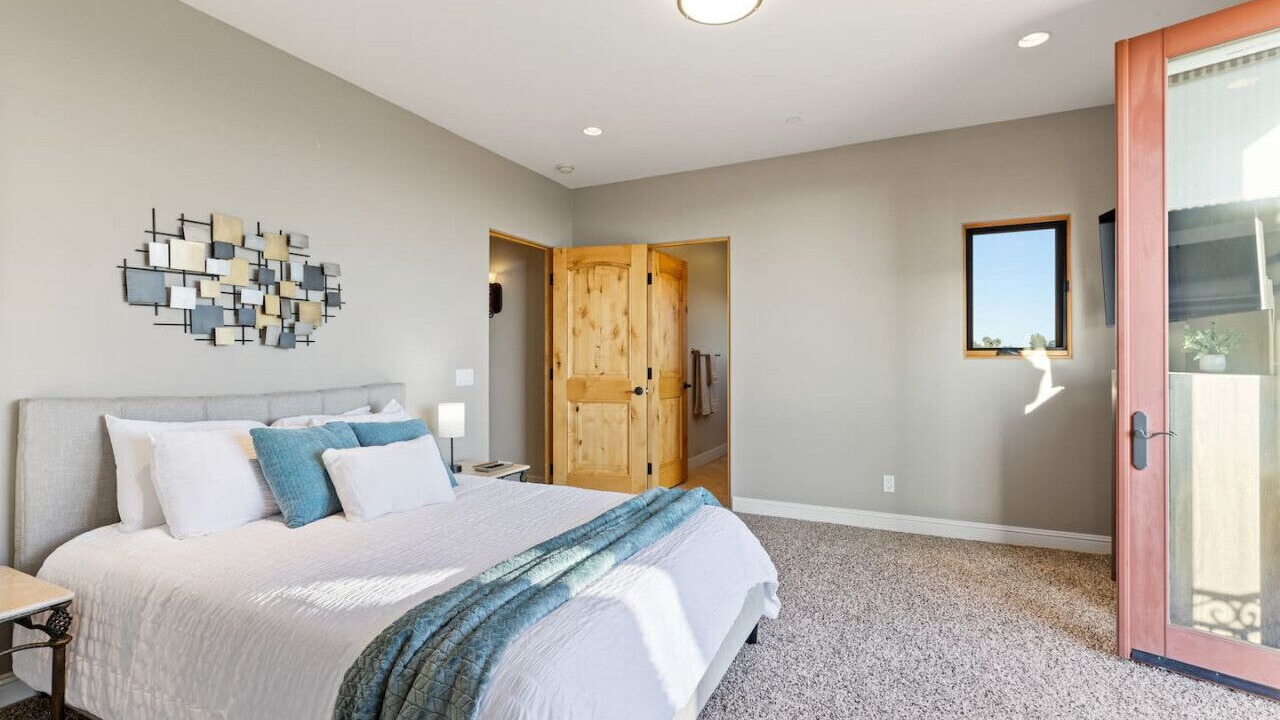 Photo of Bedroom in Escondido