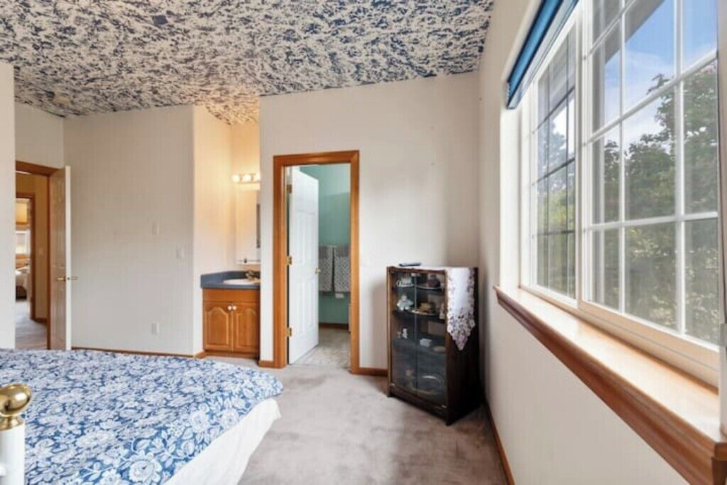 Photo of Bedroom in Silver Lake
