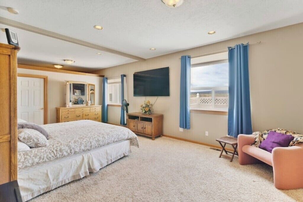 Photo of Bedroom in Silver Lake