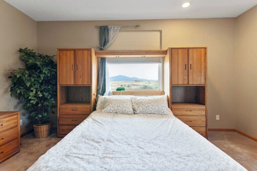 Photo of Bedroom in Silver Lake