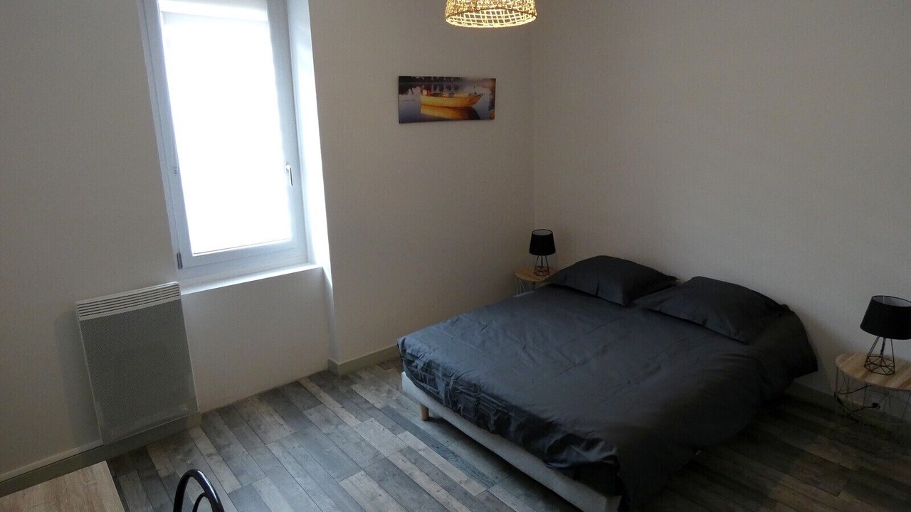 Photo of Bedroom in Baix