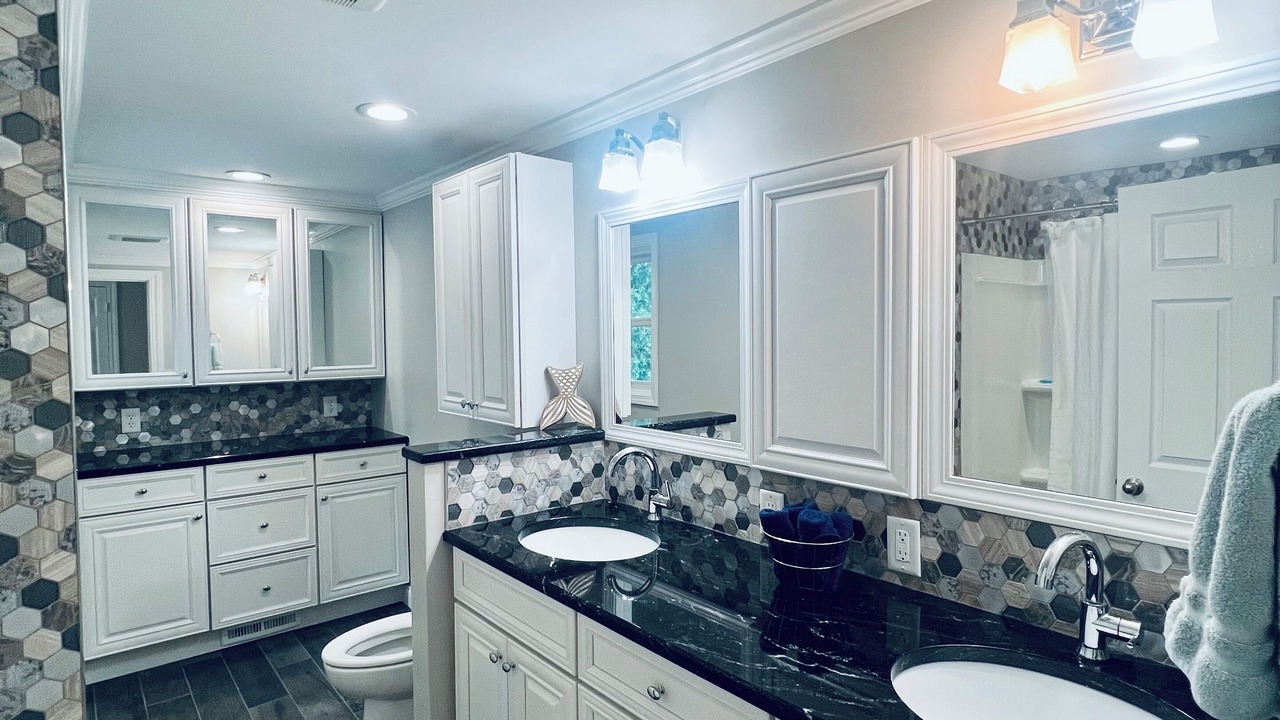 Photo of Bathroom in Edwardsburg