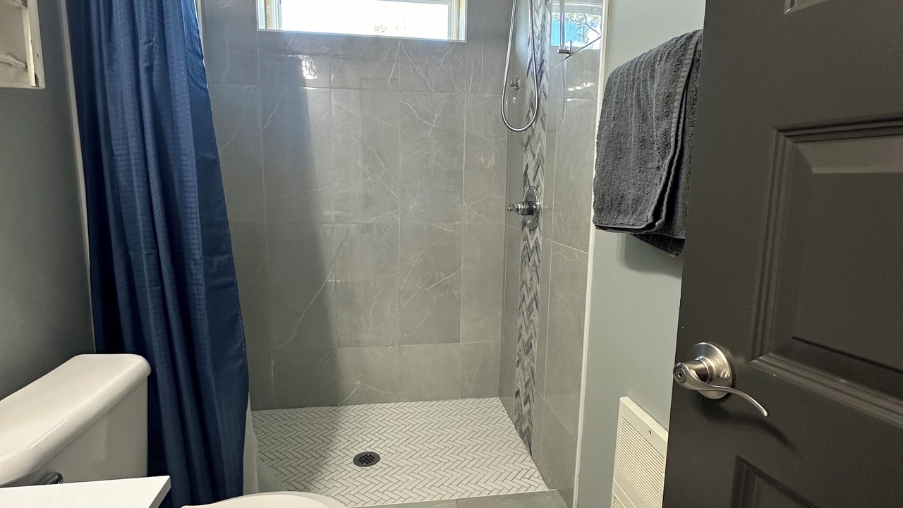 Photo of Bathroom in Esom Hill