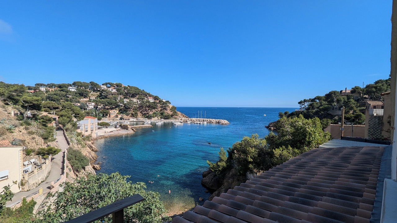 Photo of Outdoor in Ensues-la-Redonne