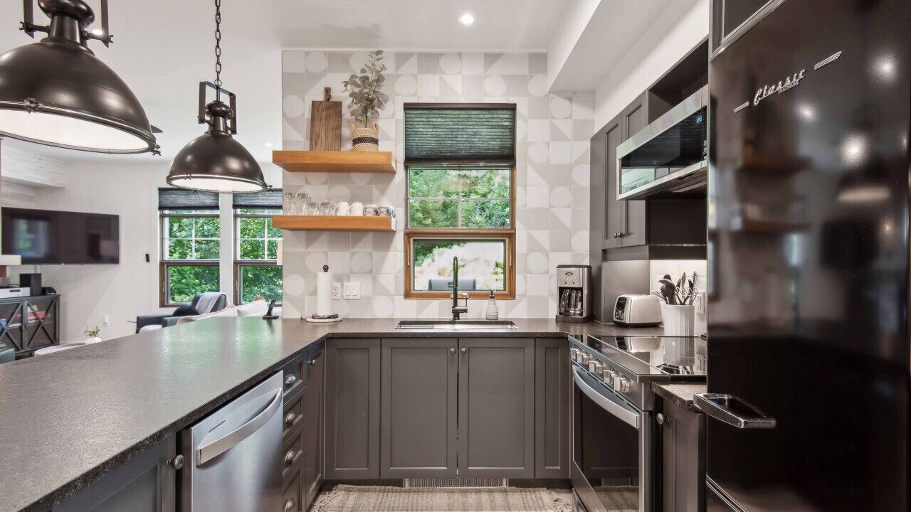 Photo of Kitchen in Tremblant-Les-Eaux