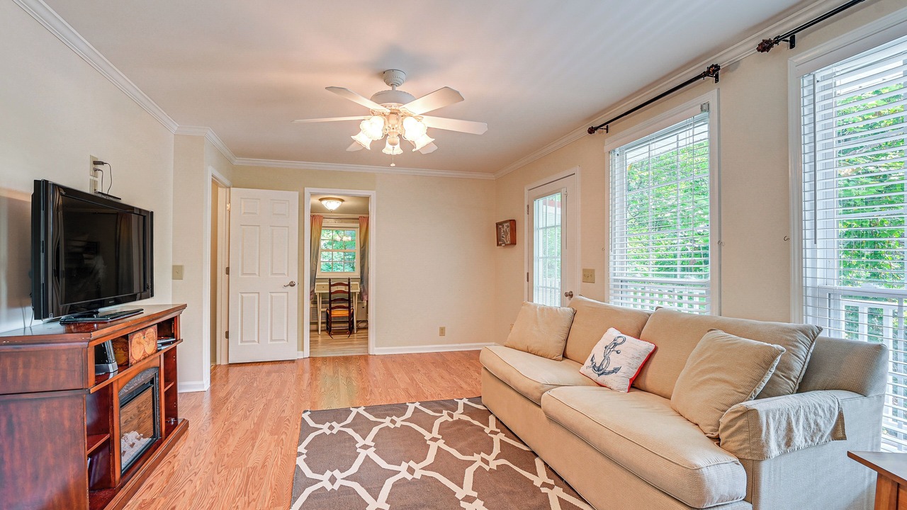 Photo of Livingroom in Gladehill