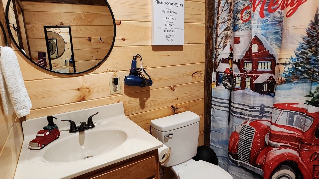Photo of Bathroom in Beattyville