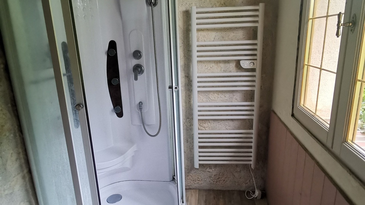 Photo of Bathroom in Autry-le-Chatel