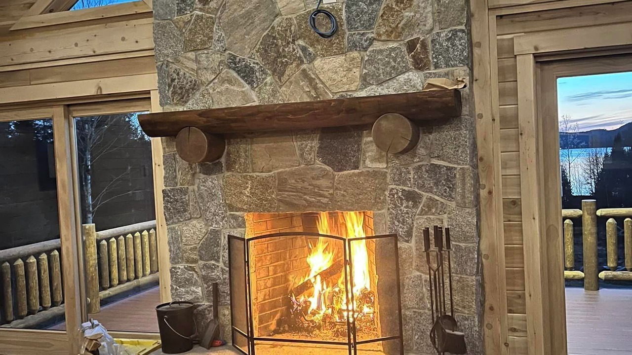 Photo of Livingroom in Pittsburg