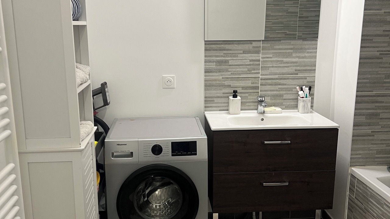 Photo of Bathroom in Sannois