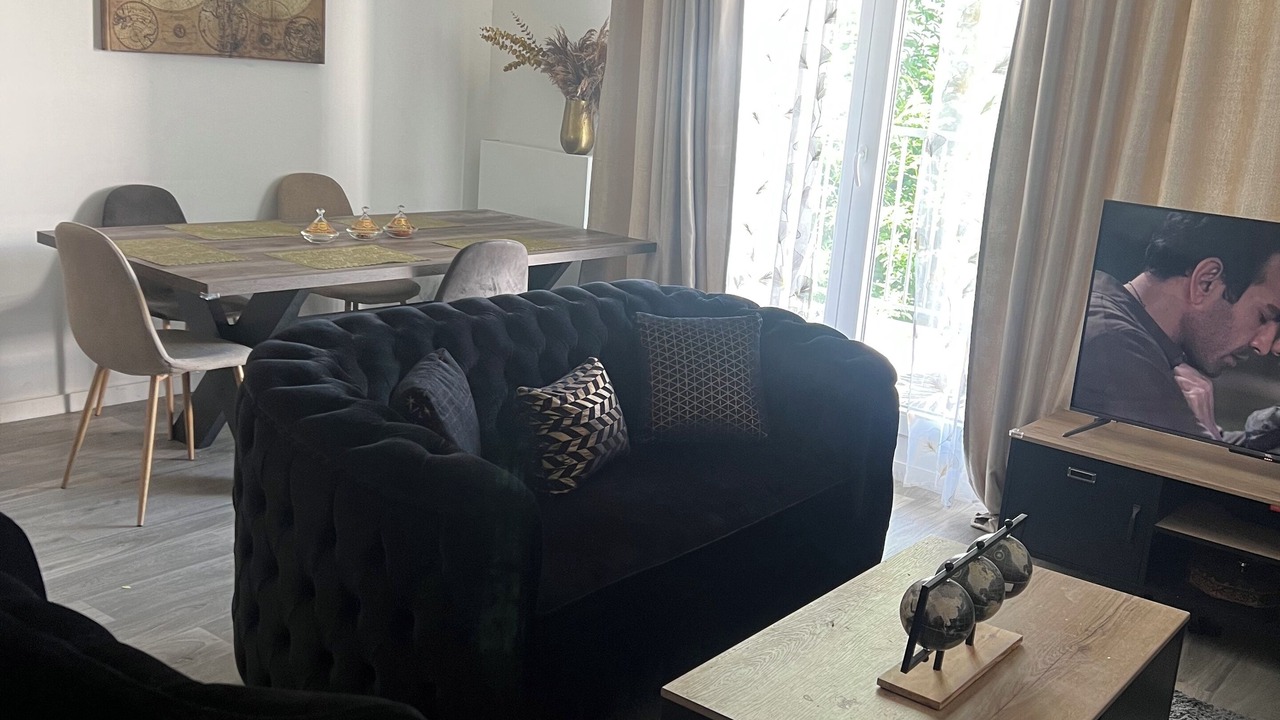 Photo of Livingroom in Sannois