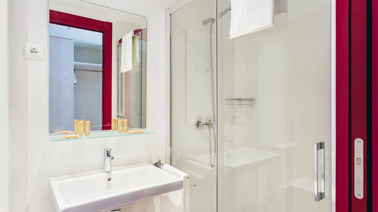 Photo of Bathroom in Lezcairu