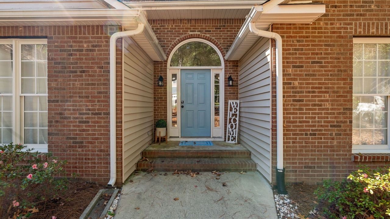 Photo of Outdoor in Olivia