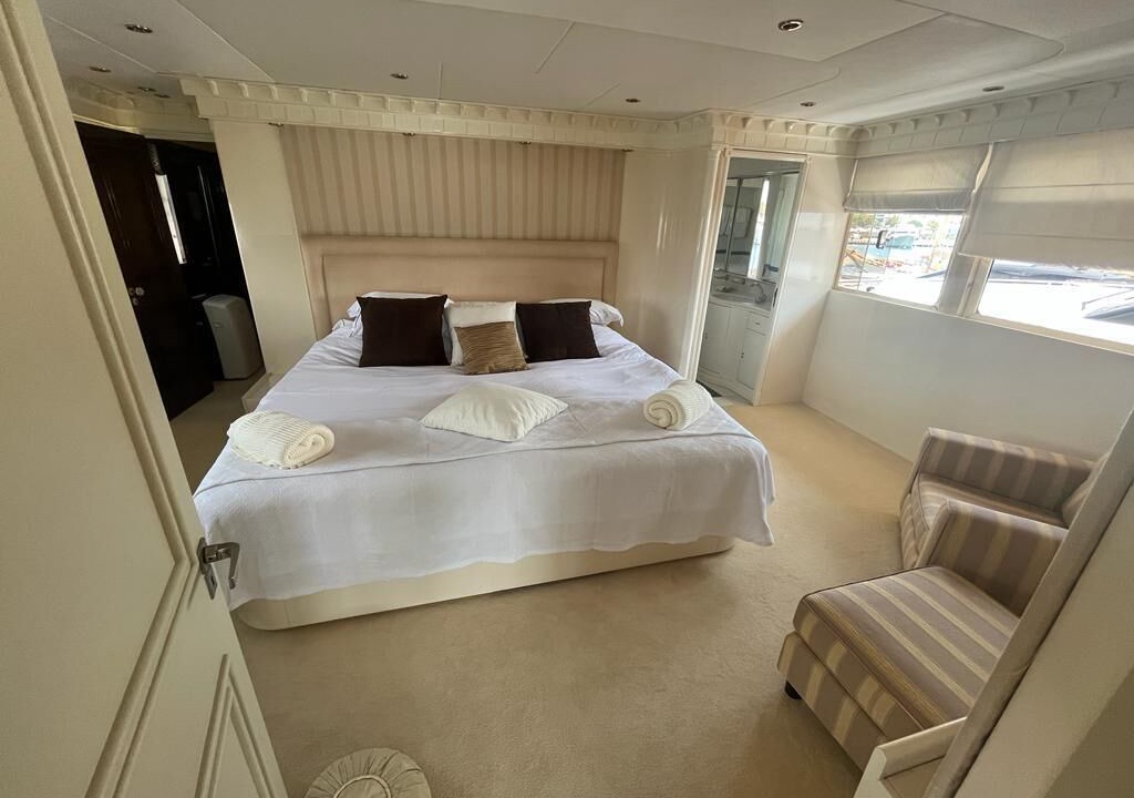 Photo of Bedroom in Cannes City Centre