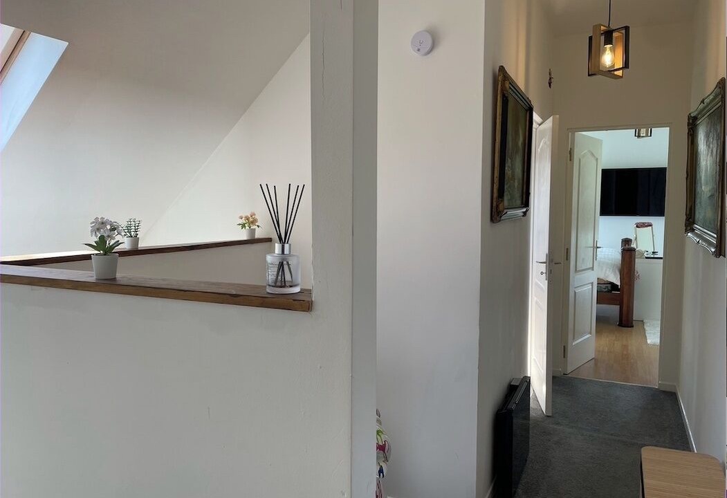 Photo of Others in Estry