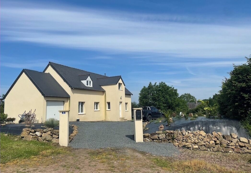 Photo of Outdoor in Estry