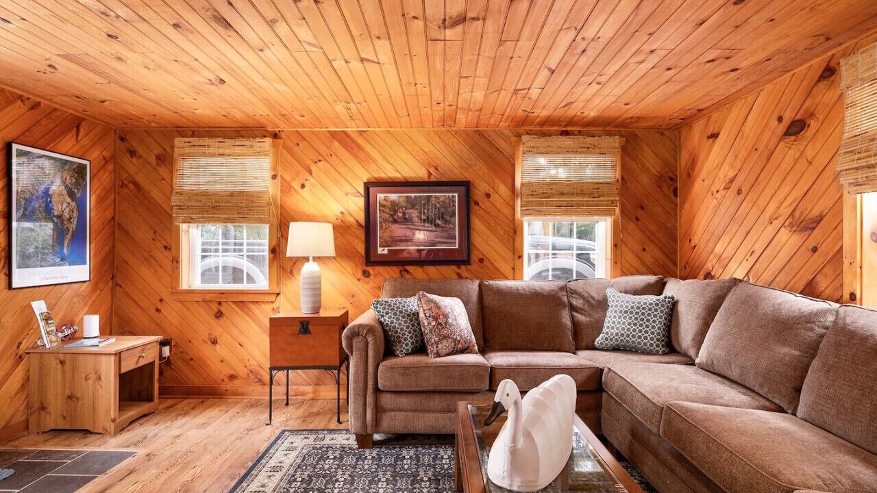 Photo of Livingroom in Chestertown