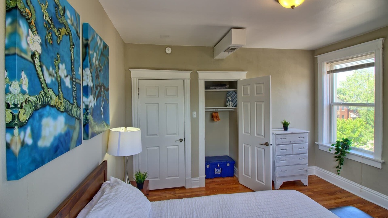 Photo of Bedroom in Tower Grove East