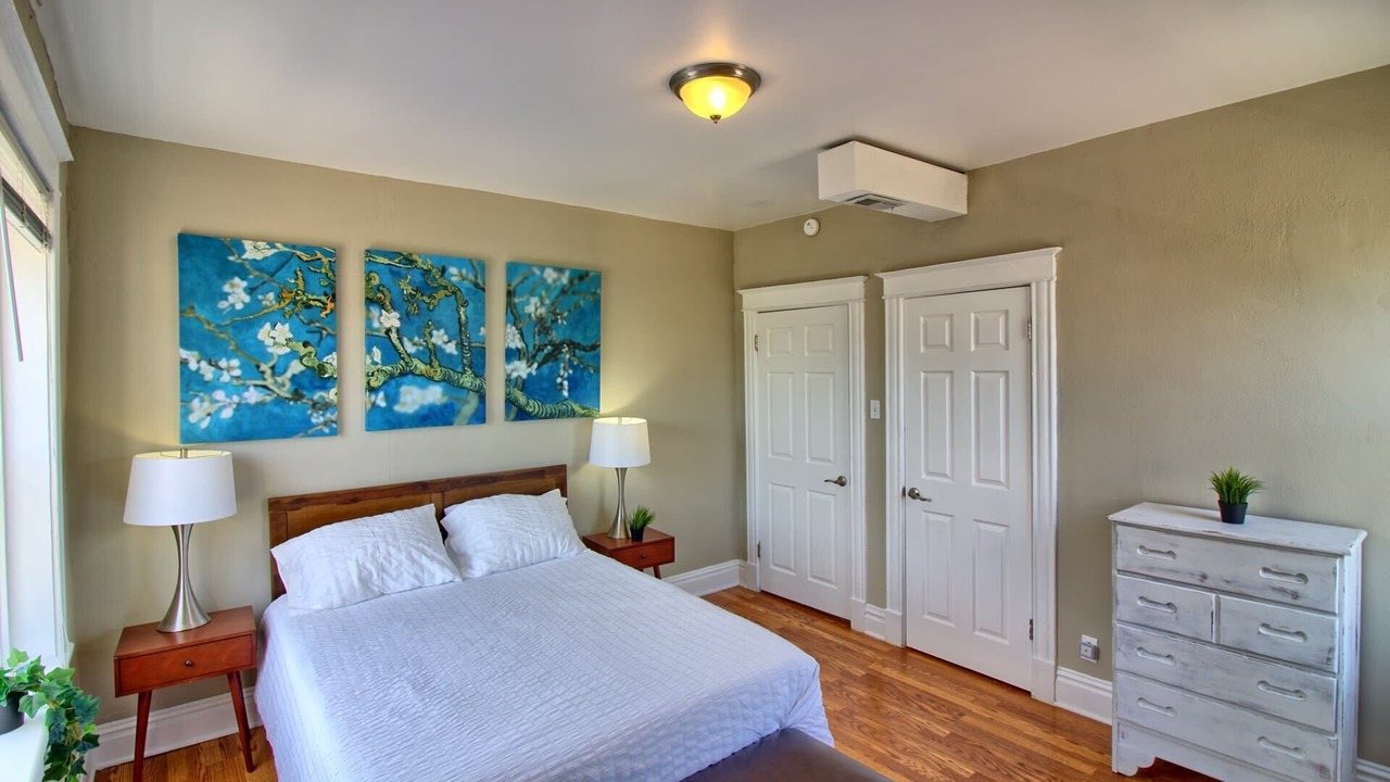 Photo of Bedroom in Tower Grove East