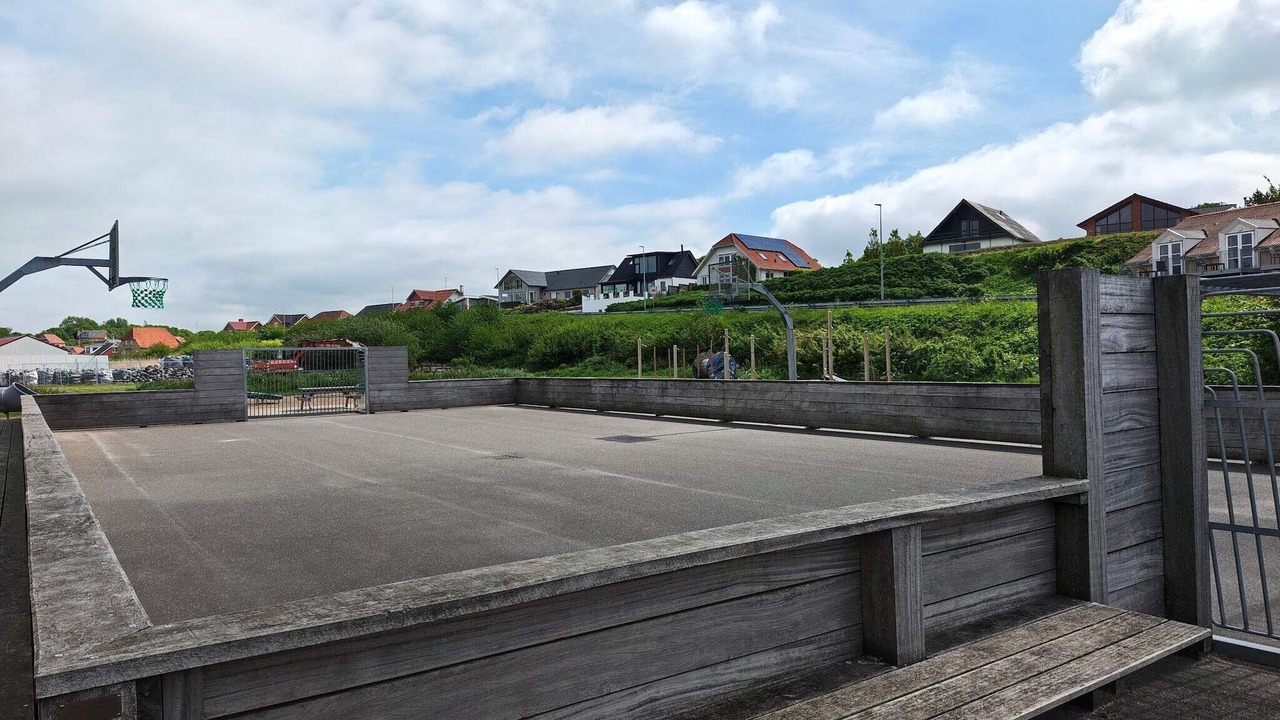 Photo of Others in Hvalpsund