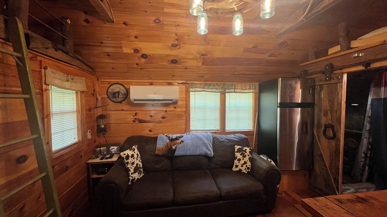 Photo of Livingroom in Westminster