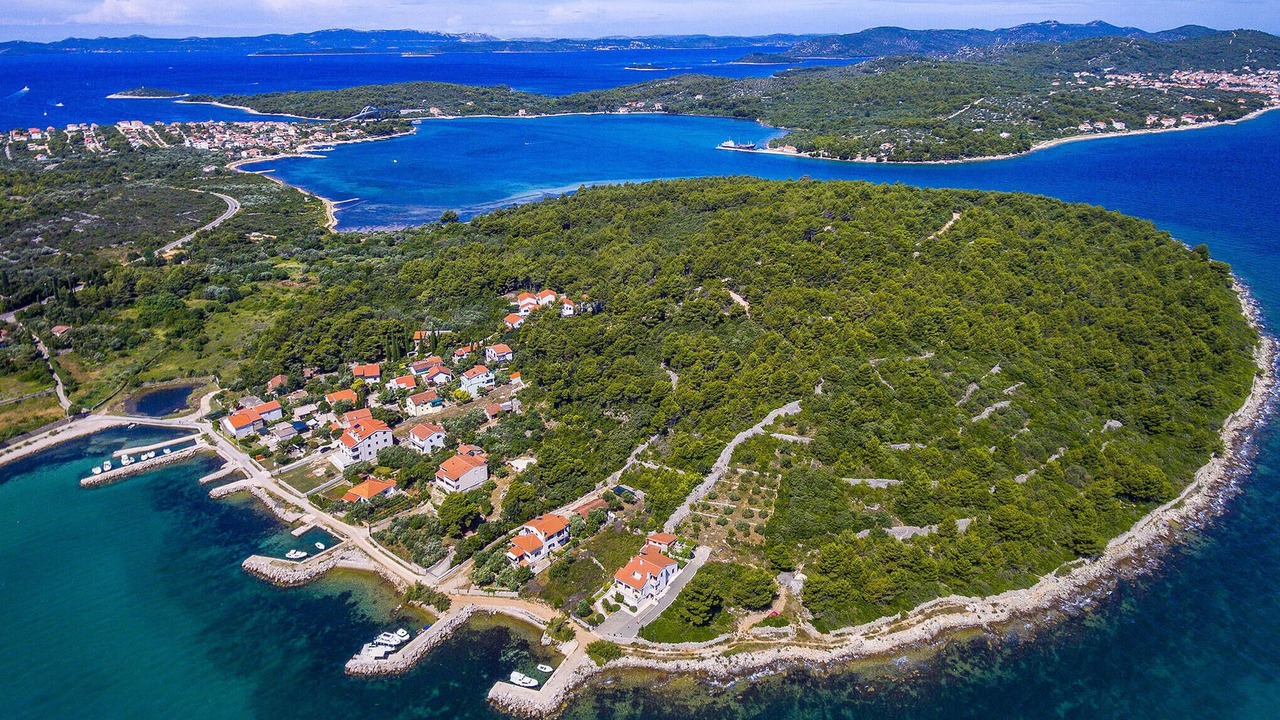 Photo of Others in Zdrelac