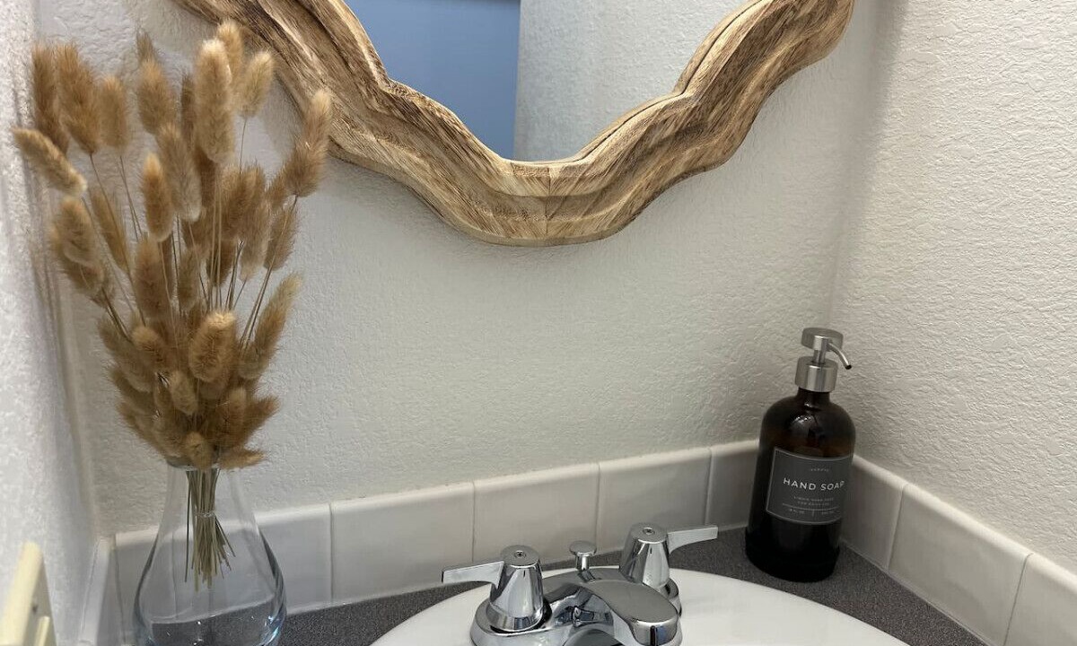Photo of Bathroom in Lazear