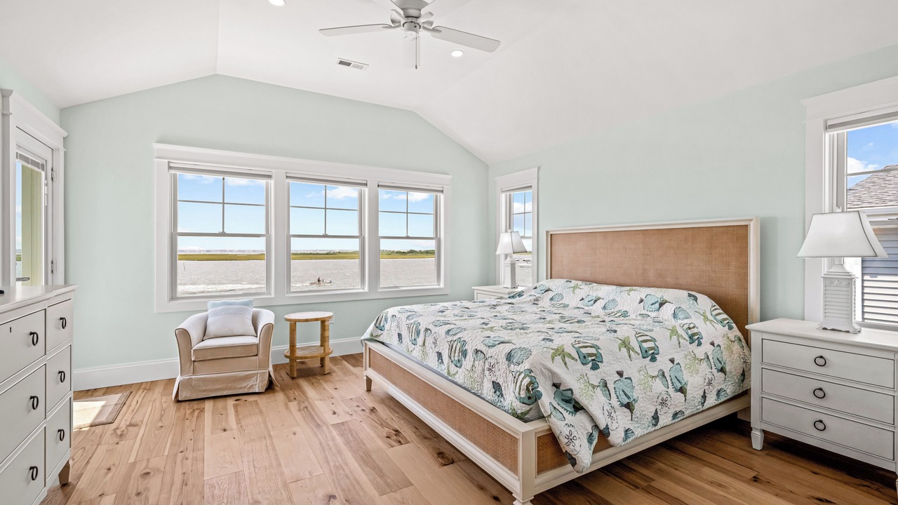 Photo of Bedroom in Ship Bottom