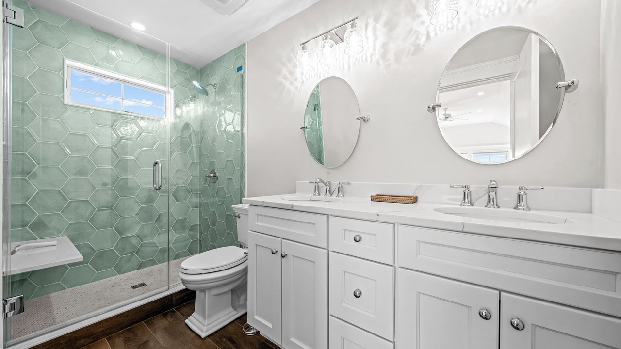 Photo of Bathroom in Ship Bottom