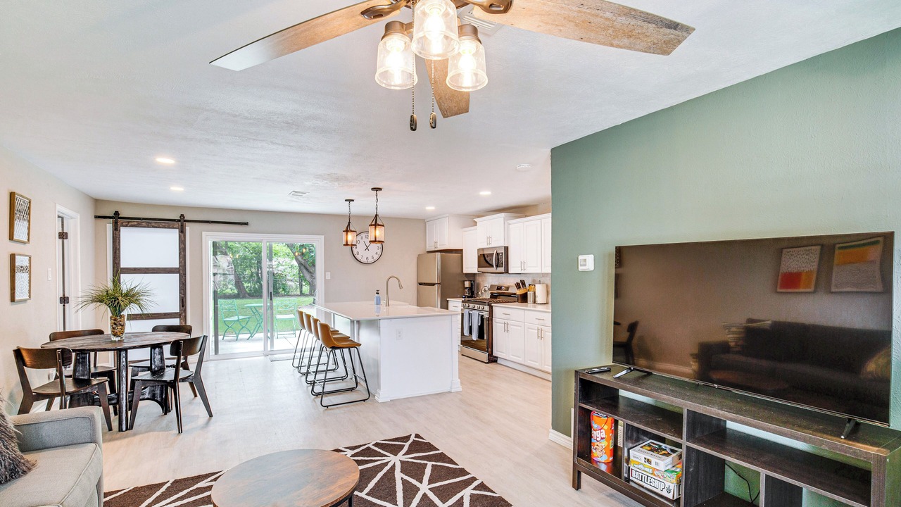 Photo of Livingroom in Little Elm