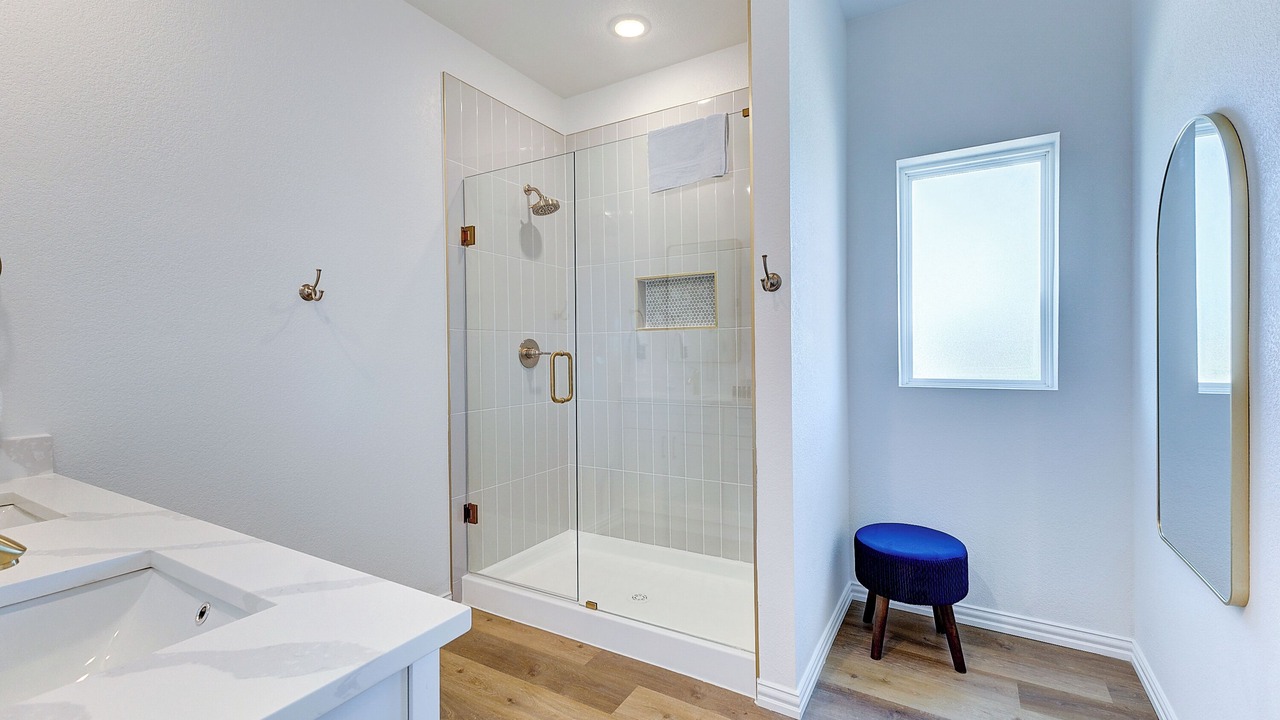 Photo of Bathroom in Arlington