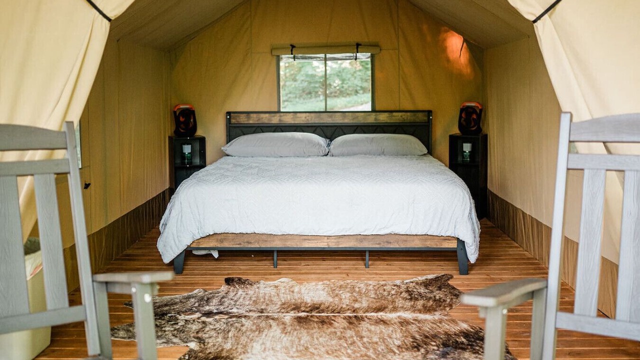 Photo of Bedroom in Knoxville