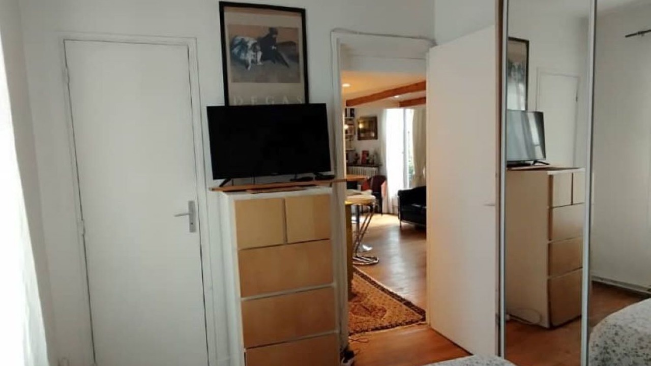 Photo of Bedroom in Val-de-Grace