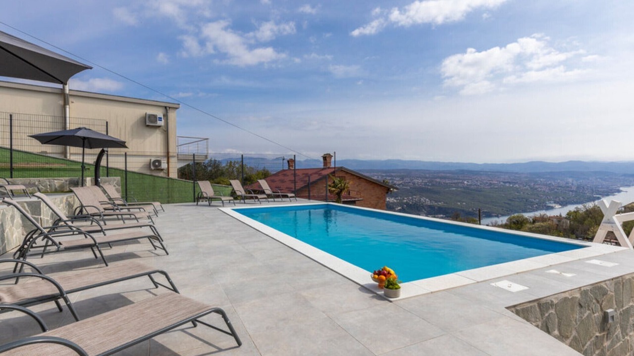 Photo of Outdoor in Bregi