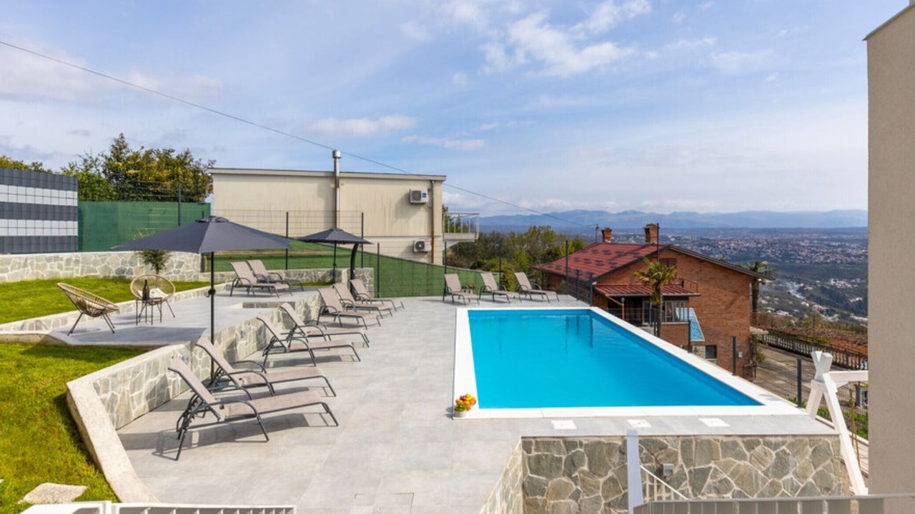 Photo of Outdoor in Bregi