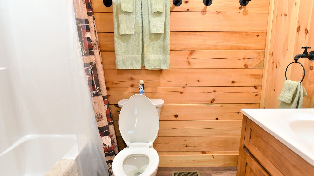 Photo of Bathroom in Pittsburg