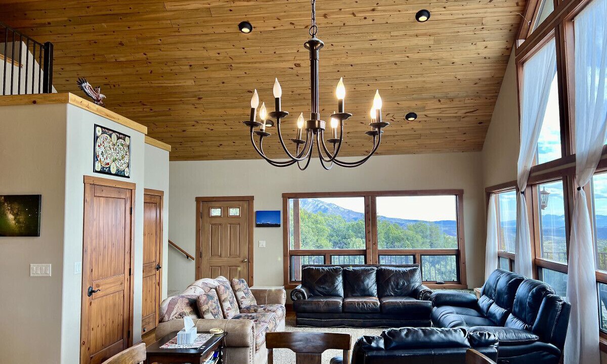 Photo of Livingroom in Spanish Valley