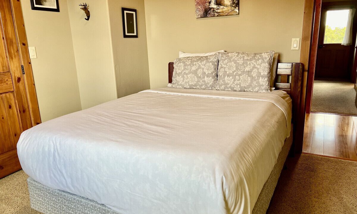 Photo of Bedroom in Spanish Valley