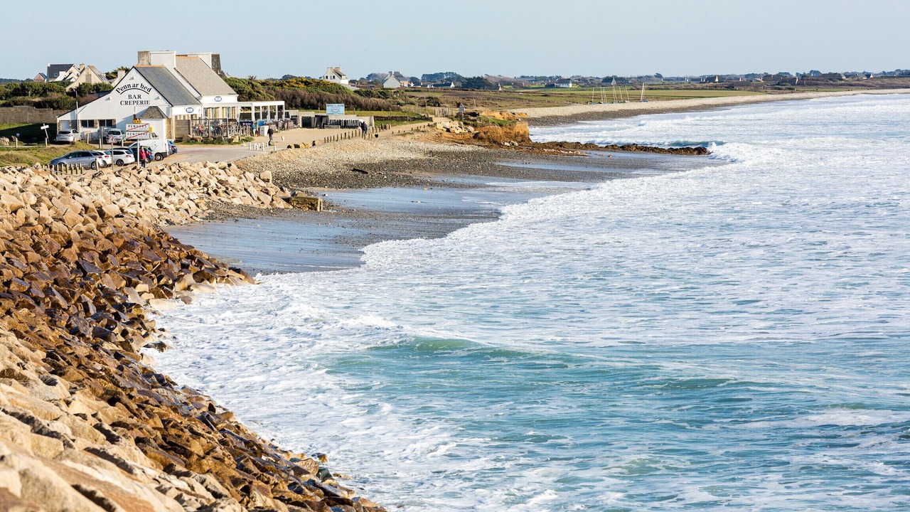 Photo of Others in Plovan