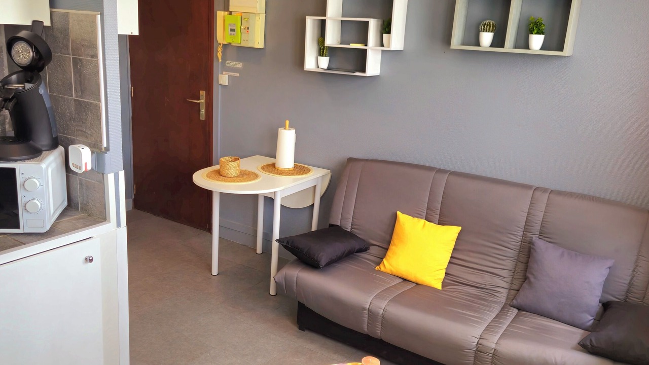 Photo of Livingroom in Avion