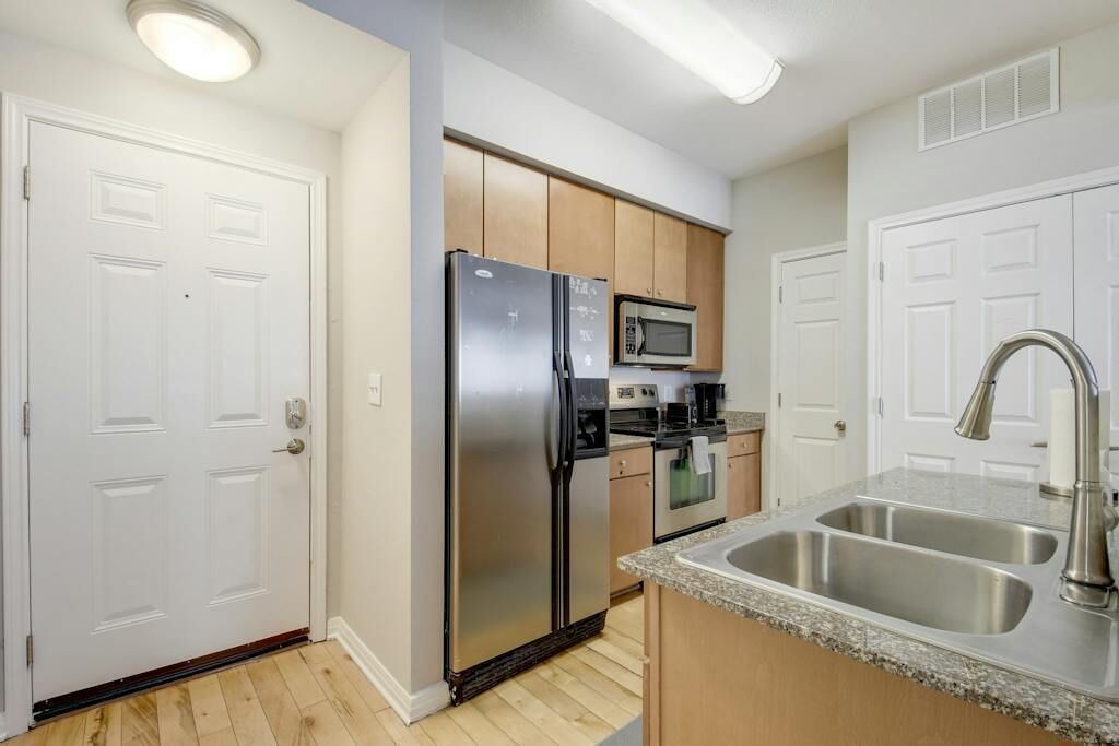Photo of Kitchen in West Campus