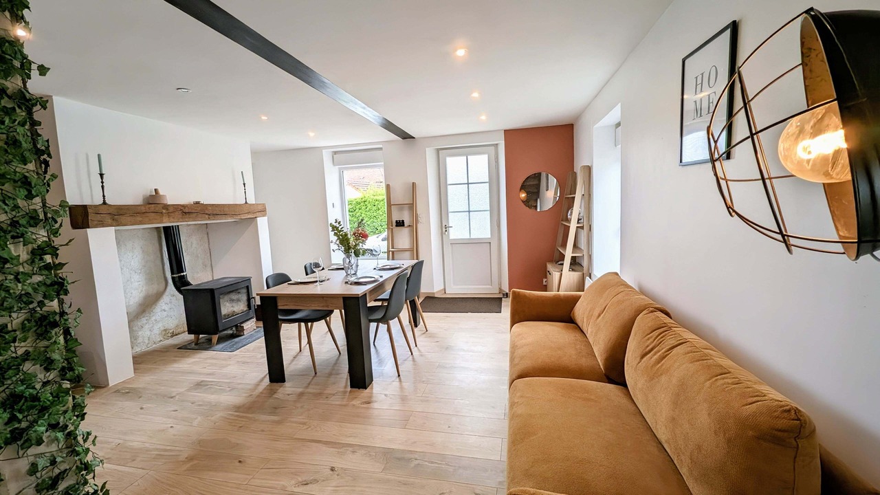 Photo of Livingroom in Mesnil-Saint-Pere