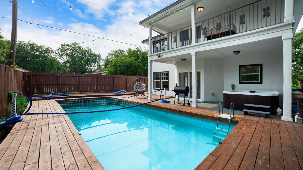 Photo of Outdoor in Pecan Valley