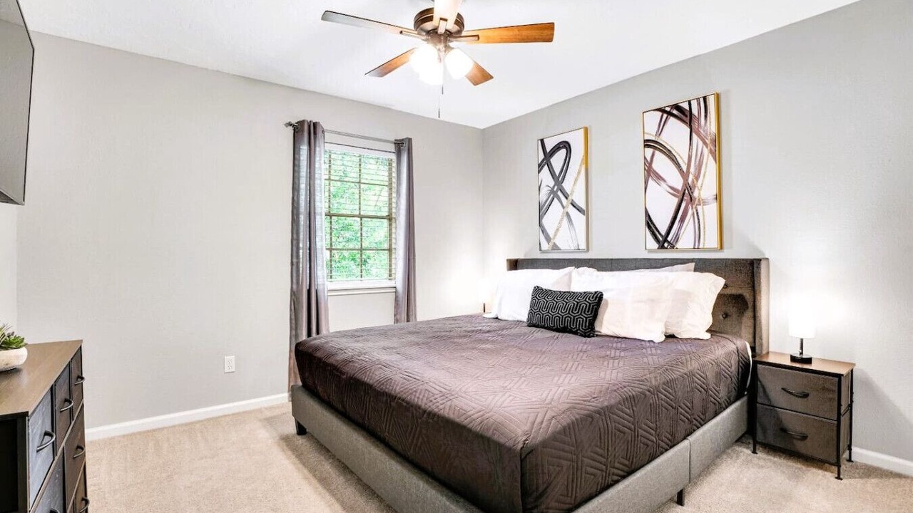 Photo of Bedroom in Ponderosa Forest