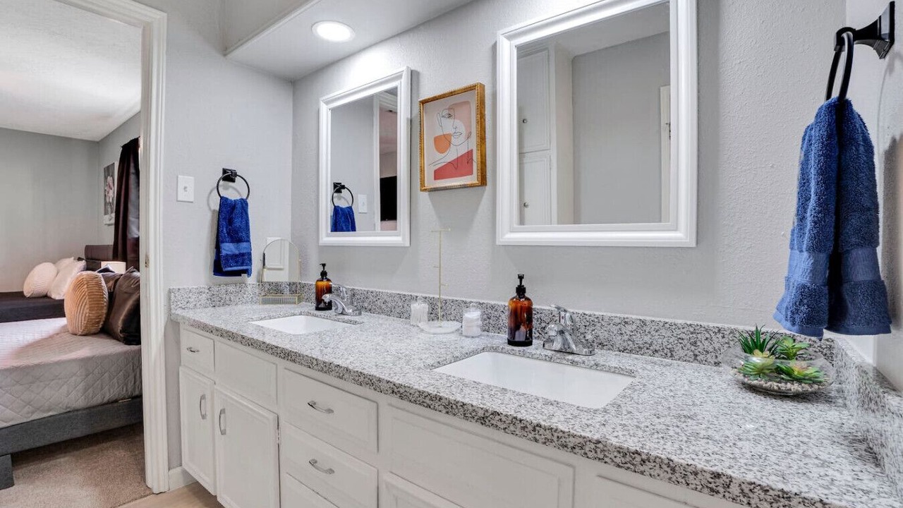 Photo of Bathroom in Ponderosa Forest