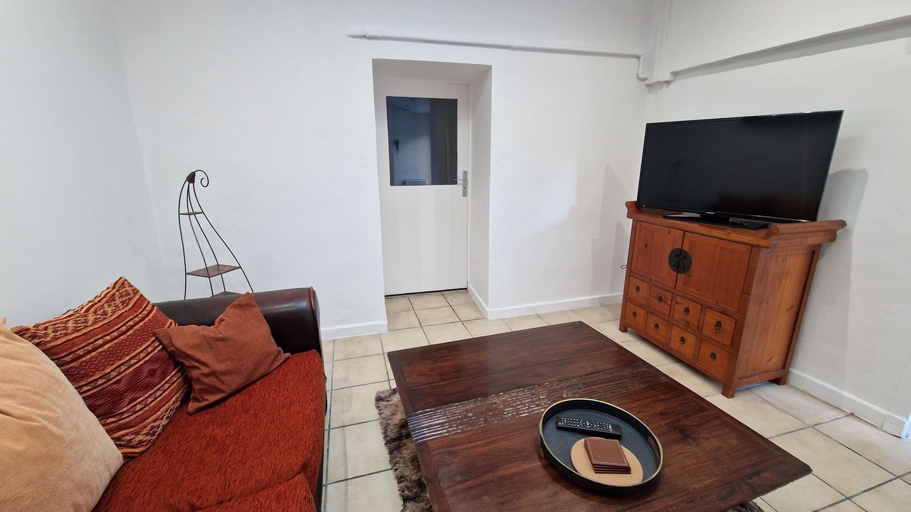 Photo of Livingroom in Bruyeres-le-Chatel