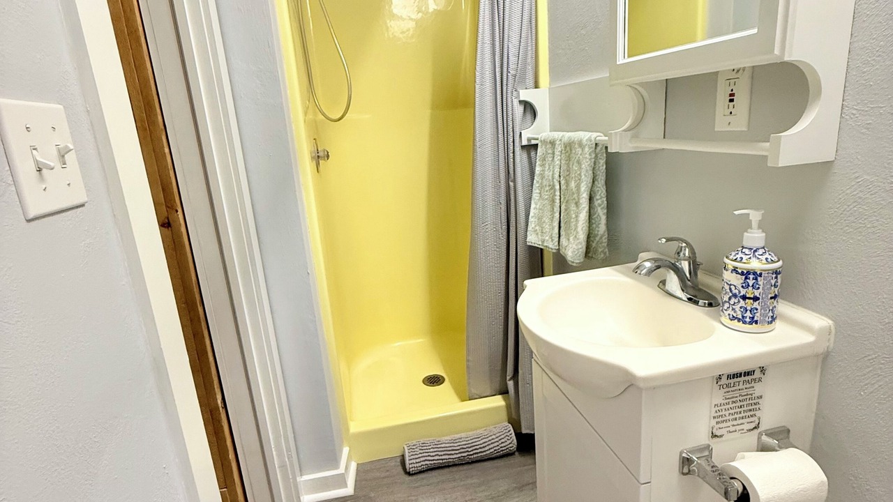 Photo of Bathroom in Onemo