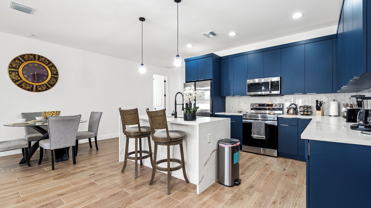 Photo of Kitchen in Lake Worth Corridor